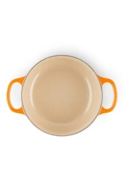 Le Creuset 24cm Round Casserole Dish -Highland Gift Outlet Store CF04151VOLCANIC 4