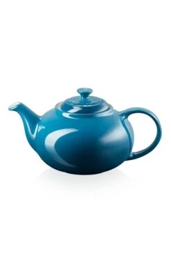 Le Creuset Classic Teapot