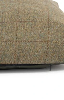 Small Tweed Duvet 7 Small Tweed Duvet -Highland Gift Outlet Store GT15040WINDOWPANE 1