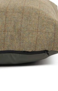 Medium Tweed Duvet -Highland Gift Outlet Store GT15041WINDOWPANE 1
