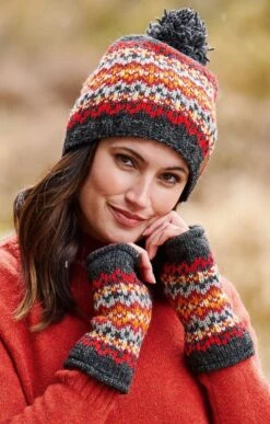 Ladies Shetland Bobble Beanie